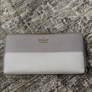 Kate Spade Gray and White Leather Wallet